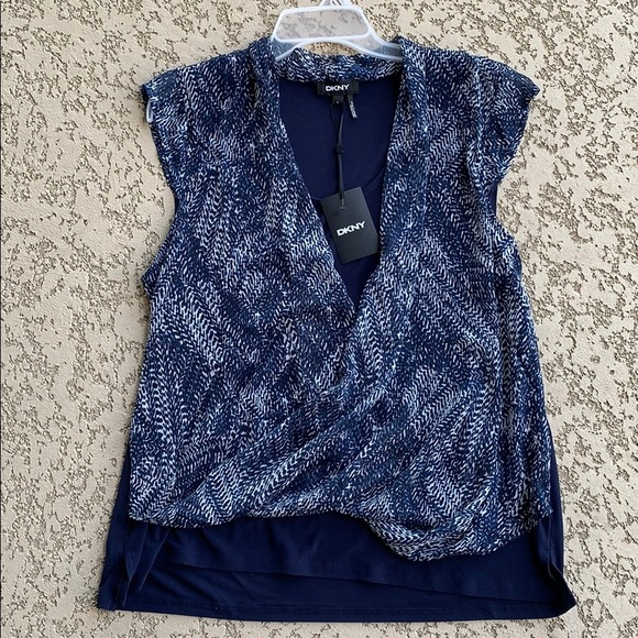 DKNY Blouse - Picture 2 of 5